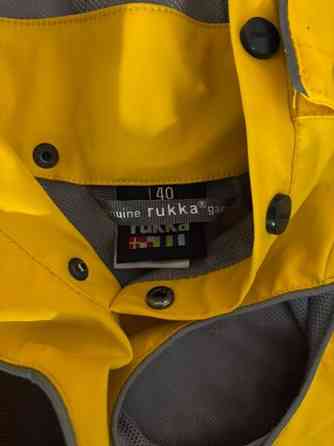 Rukka-sadetakki, kokoa 40 Helsinki