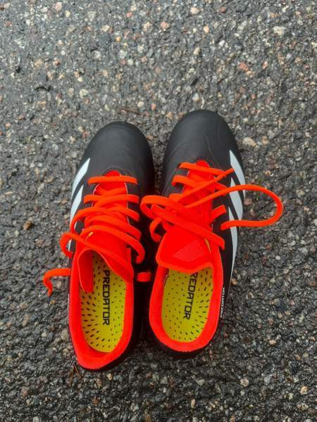 Adidas Predator -nappikset, koko 34, Uudet! Turku - photo 2