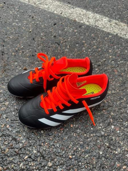 Adidas Predator -nappikset, koko 34, Uudet! Turku - photo 1