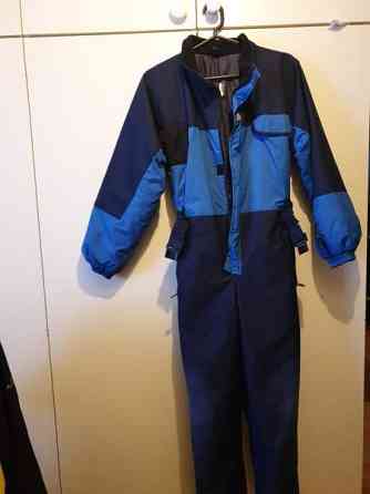 Poikien koko haalari  164 cm Kuopio