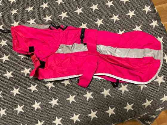 Pinkki Hurtta koiran sadetakki 45cm Jyvaeskylae