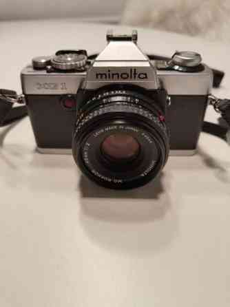 Kamera sekä lisätarvikkeet ja laukku Laukaa