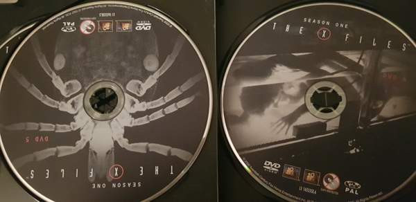 X-Files sarja 1. Tuotantokausi DVD Vantaa - photo 5