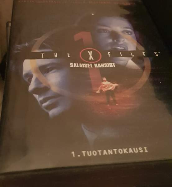 X-Files sarja 1. Tuotantokausi DVD Vantaa - photo 1