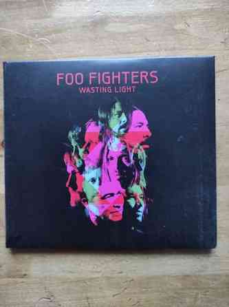 Foo Fighters CD levyt Tampere