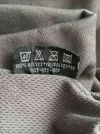 2kpl miesten urheilupaitaa Helsinki