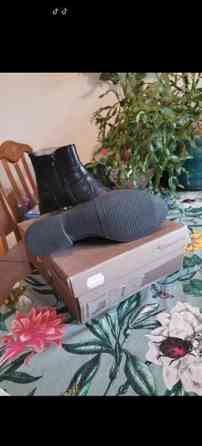 Tamariksen mustat saappaat Vantaa