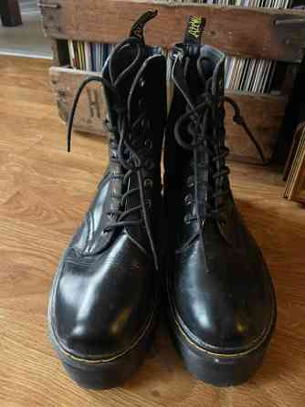 Dr.Martens Molly 43 Espoo
