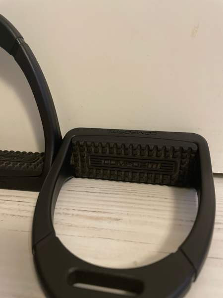 Compositi muovijalustimet Helsinki - photo 2