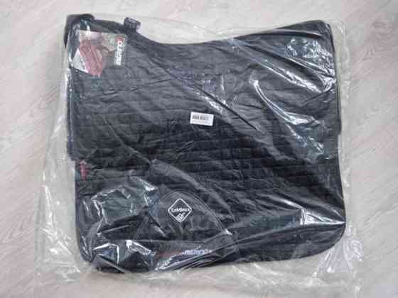 LeMieux Merino+ koulusatulahuopa lampaankarvalla FULL Туусула