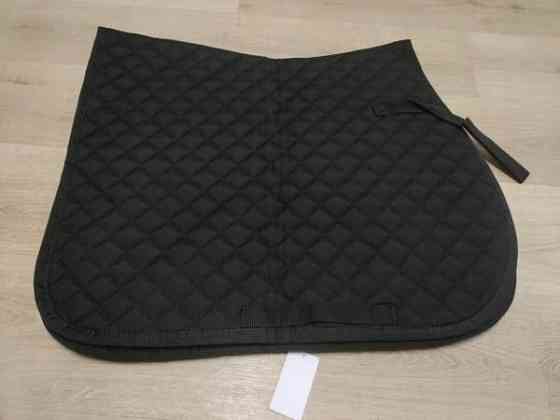 Musta korvahuppu ja yleishuopa full Лохья