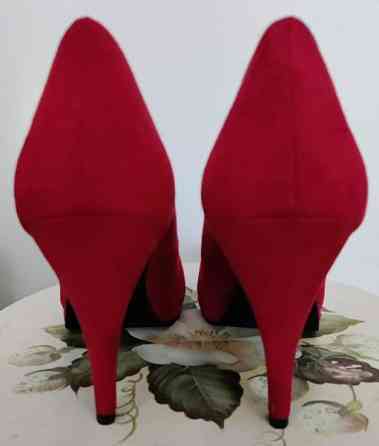 Tamaris punaiset korkokengät 41 Aura