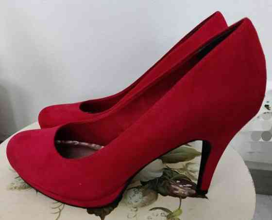 Tamaris punaiset korkokengät 41 Aura