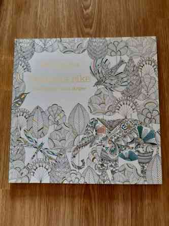 Djurens rike aikuisten värityskirja Sipoo