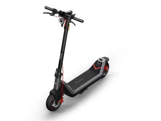 NIU - KQi3 Max (25 km/h) Вантаа