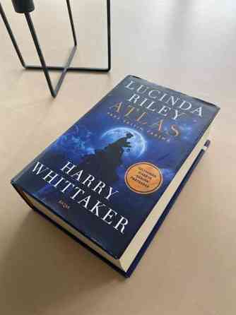 Lucinda Riley Atlas -papa saltin tarina Kaarina