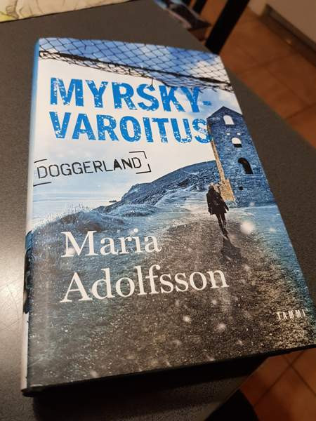 Myrskyvaroitus. Maria Adolfsson. Сало - изображение 1