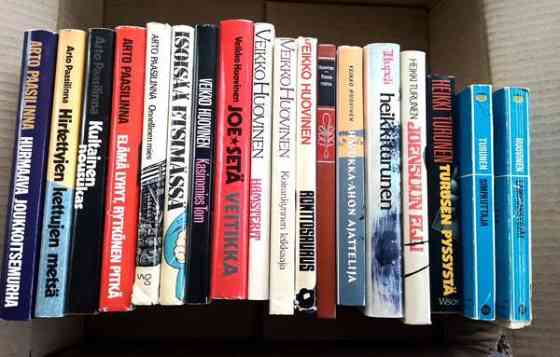 Kirjat 17kpl Paasilinna, Huovinen, Turunen Joensuu