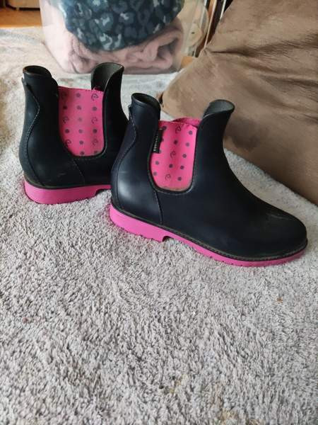 Ratsastus kumijodhpurit Joensuu – foto 1