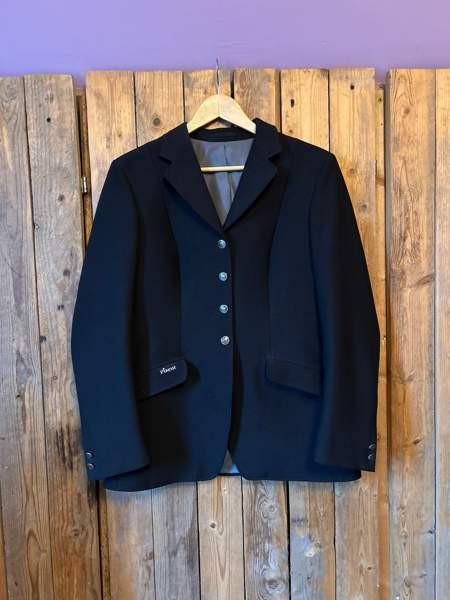 Pikeurin kisatakki/ratsastustakki Lapinlahti - изображение 1