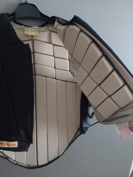 Racesafe palaturvaliivi RS2000 koko S Rovaniemi - photo 6