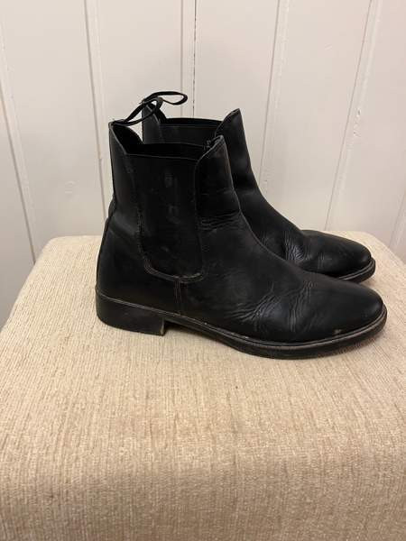 Myydään ratsastuskengät Vantaa - valokuva 1