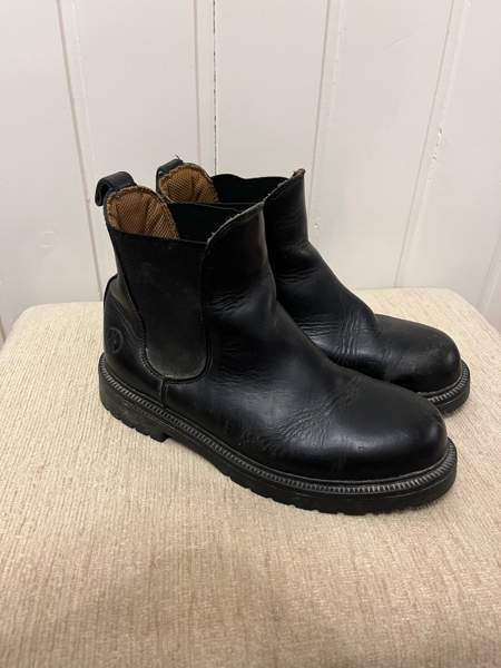 Myydään ratsastuskengät Vantaa - valokuva 1