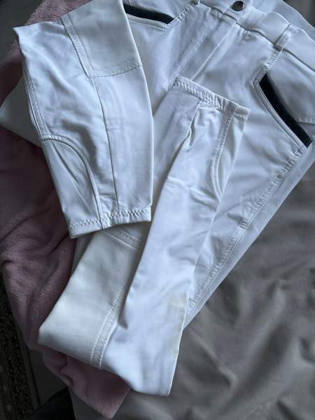 Kilpailuasu paita ja housut Helsinki – foto 6