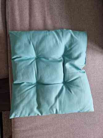 Istuintyyny 43 x 43 cm kuin uusi Helsinki