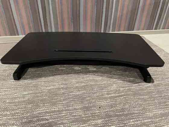 Lubvlook säädettävä näyttökoroke/näppäimistökoroke Nurmijärvi