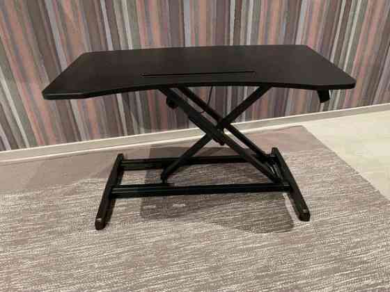 Lubvlook säädettävä näyttökoroke/näppäimistökoroke Nurmijärvi