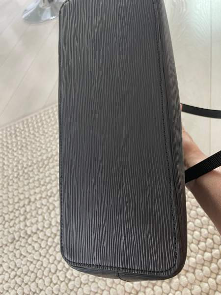 Ted Baker -laukku Kuopio – foto 4