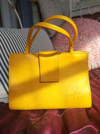 Kenzo merkkinen pikku laukku Joensuu