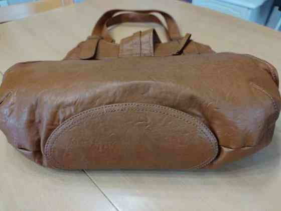 Ruskea olkalaukku Pori