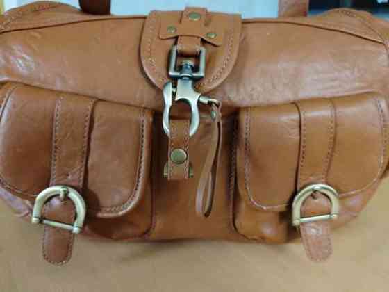 Ruskea olkalaukku Pori