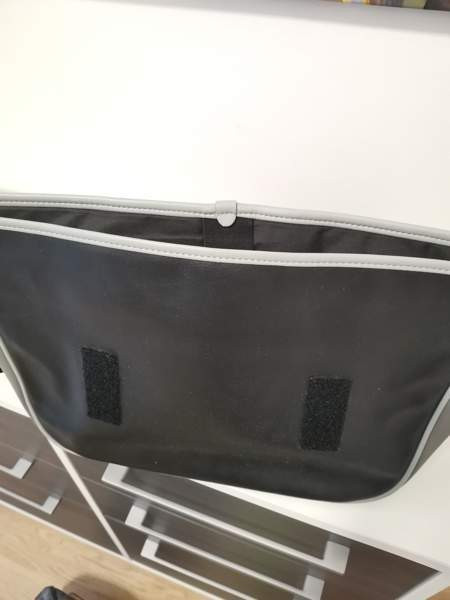 Puma musta nahkalaukku Сейняйоки - изображение 3