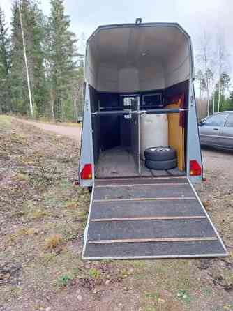 Hevostraileri wärmlandsvagnen Hamina