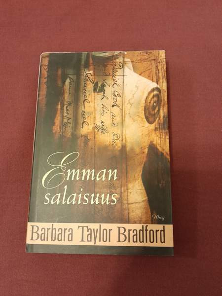 Barbara Taylor Bradford: Emman salaisuus Вантаа - изображение 1