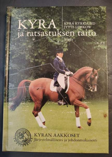 Hevoskirjoja yhdessä tai erikseen. Loviisa – foto 1