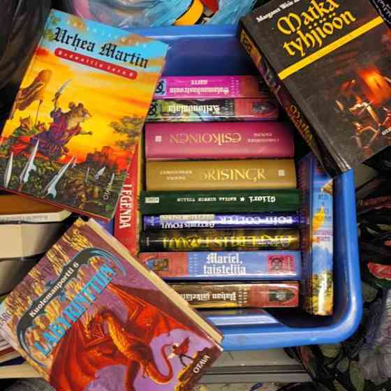 Nuorten kirjoja Helsinki