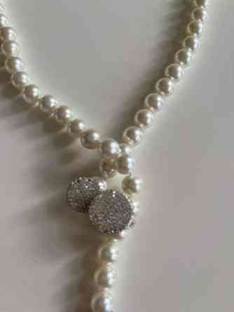 Kaunis House of Elliott helmikaulakoru Helsinki