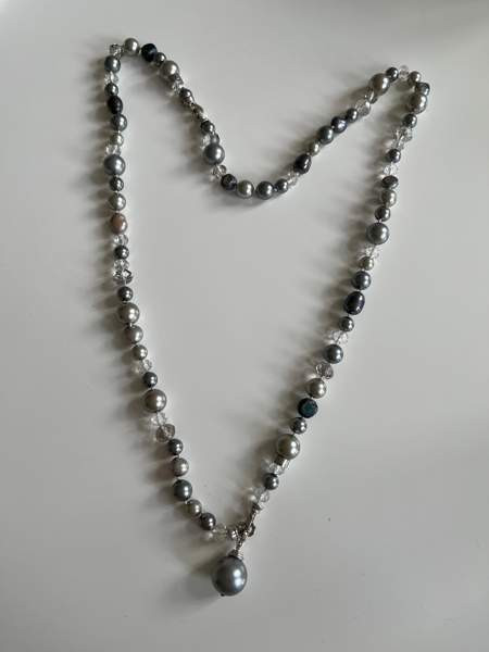 House of Elliott Celia kaulakoru Helsinki - valokuva 2