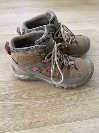 Keen Targhee retkeilykenkä Turku