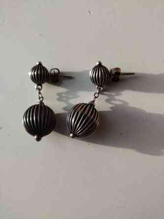 Vintage hopeiset korvakorut Helsinki