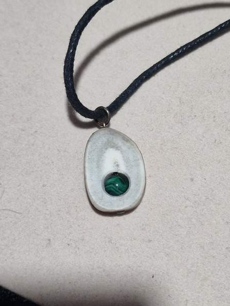 Poronluu malakiitti kaulakoru Kemijärvi – foto 2