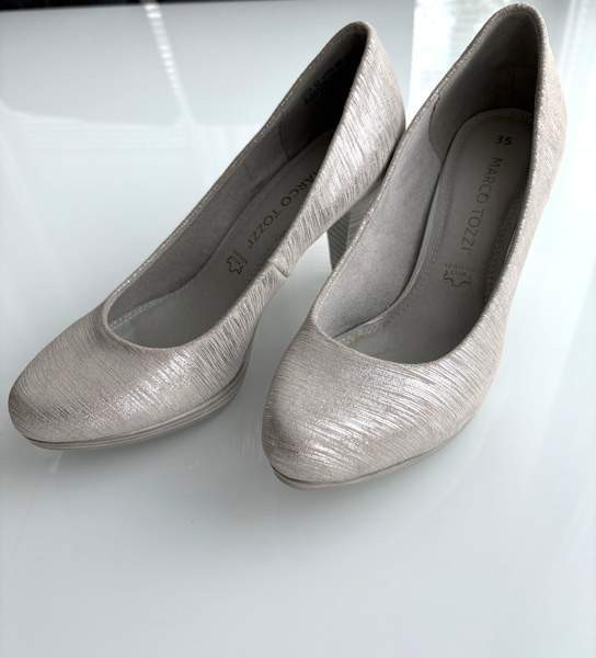 Hopeanväriset korkokengät 35 Yloejaervi - photo 4