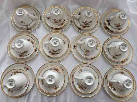 12 kpl myrna mukit + lautaset Kärsämäki