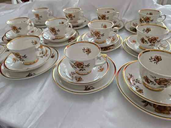 12 kpl myrna mukit + lautaset Kärsämäki