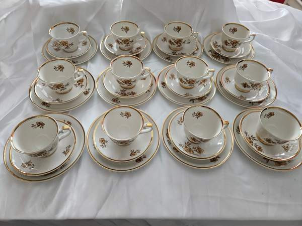 12 kpl myrna mukit + lautaset Kärsämäki - valokuva 1