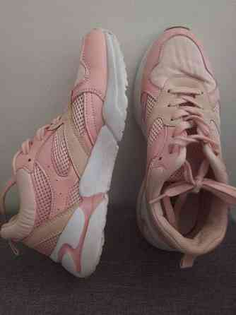 House lenkkarit, koko 36 Vantaa